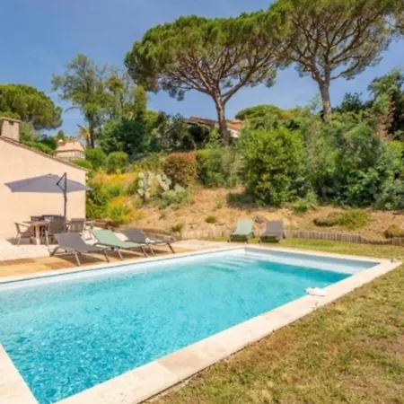 Σπίτι διακοπών Spacious House With Pool In Σαιντ-Μαξίμ