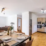 Spacious House With Pool In * サント・マキシム