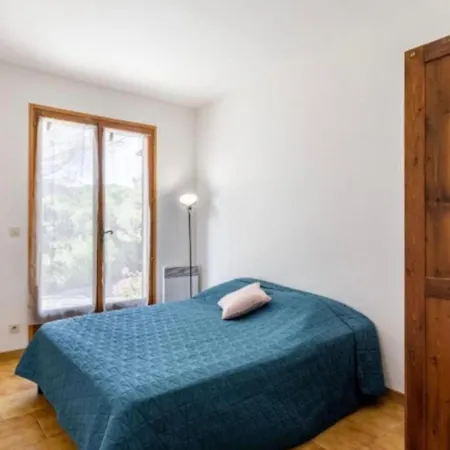 Spacious House With Pool In Tatil Evi